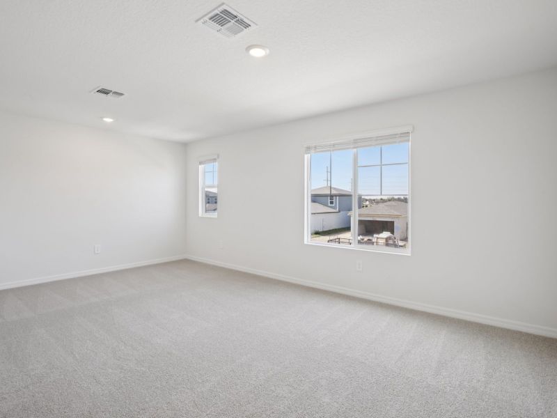 Spacious, unfurnished interior of a new home in Oakfield Trails - Premier Series, Parrish (Image 13).