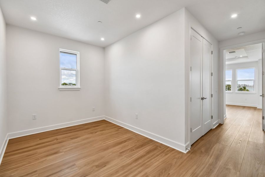 Representative unfurnished interior of a home built from the Driftwood by Tri Pointe Homes in EvenTide, New Smyrna Beach (Image 24).