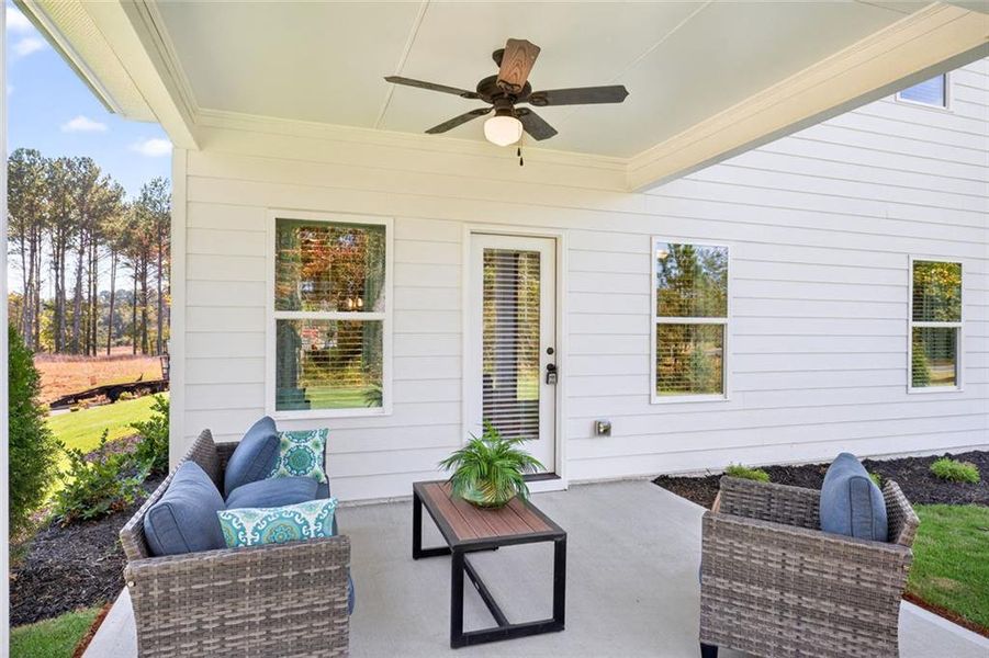 Exterior details and patio area of a home in Oakmont, Dallas (Image 3).