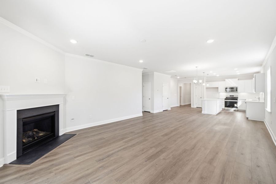 Spacious, unfurnished interior of a new home in Carriage Estates, Lexington (Image 35).