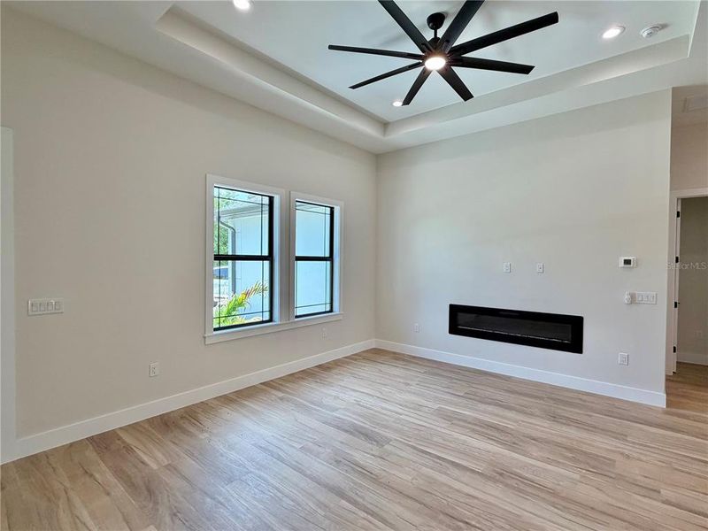 Spacious, unfurnished interior of a new home in , North Port (Image 11).