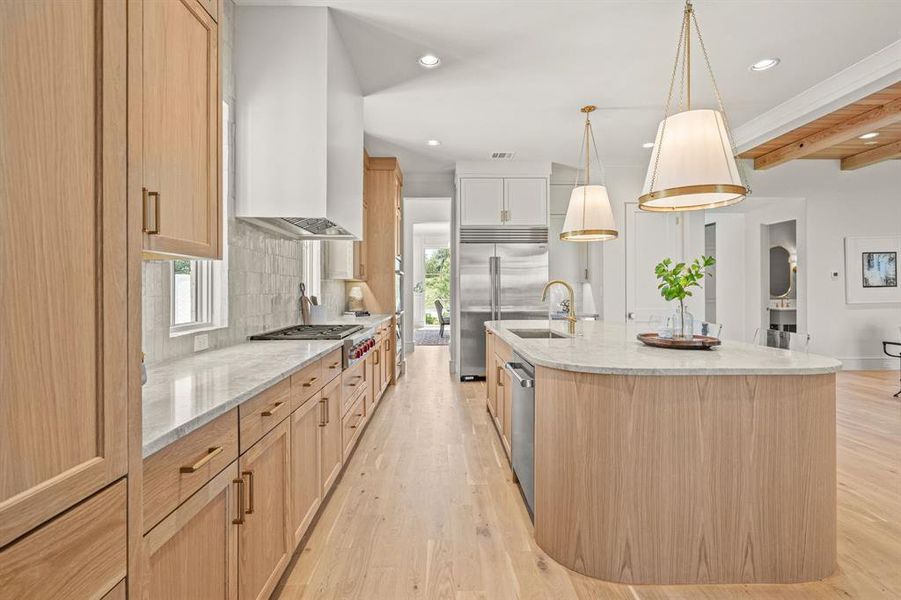 Furnished interior view inside a new home in , Fort Worth (Image 8).