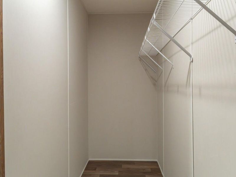 Spacious, unfurnished interior of a new home in , Taylorsville (Image 13).