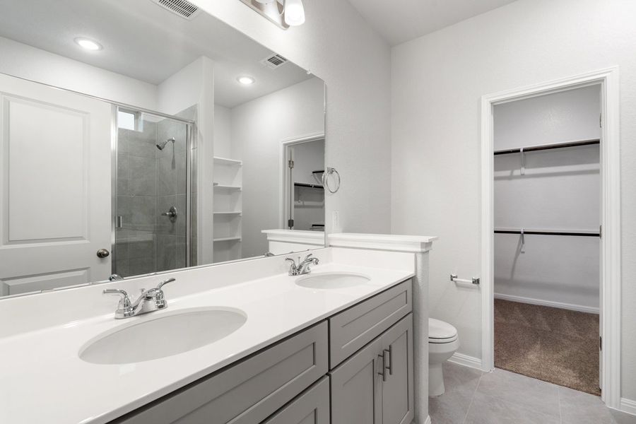 Furnished interior view inside a new home in Crosswinds, Kyle (Image 16).