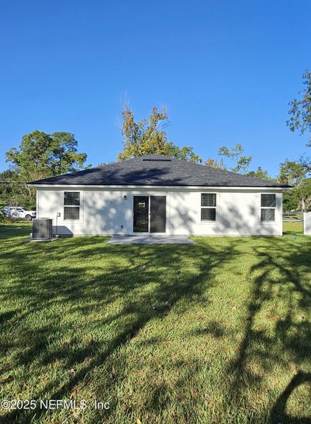 Exterior details and patio area of a home in , Jacksonville (Image 2). Exterior details and patio area of a home in , Jacksonville (Image 2).