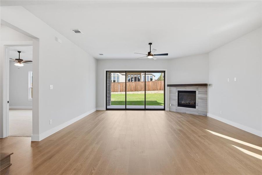 Spacious, unfurnished interior of a new home in Talon Hills, Fort Worth (Image 21).