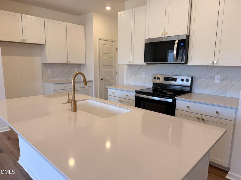 BMR195 Kitchen