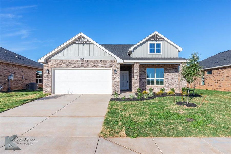 Image 28 of a home in .