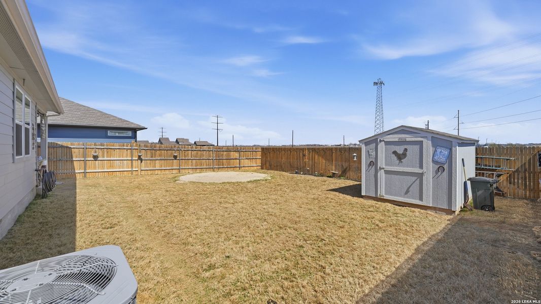 Exterior details and patio area of a home in Swenson Heights, Seguin (Image 3).
