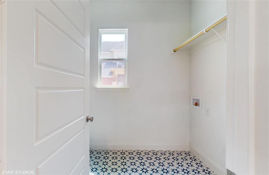 Spacious, unfurnished interior of a new home in Walsh, Aledo (Image 18).