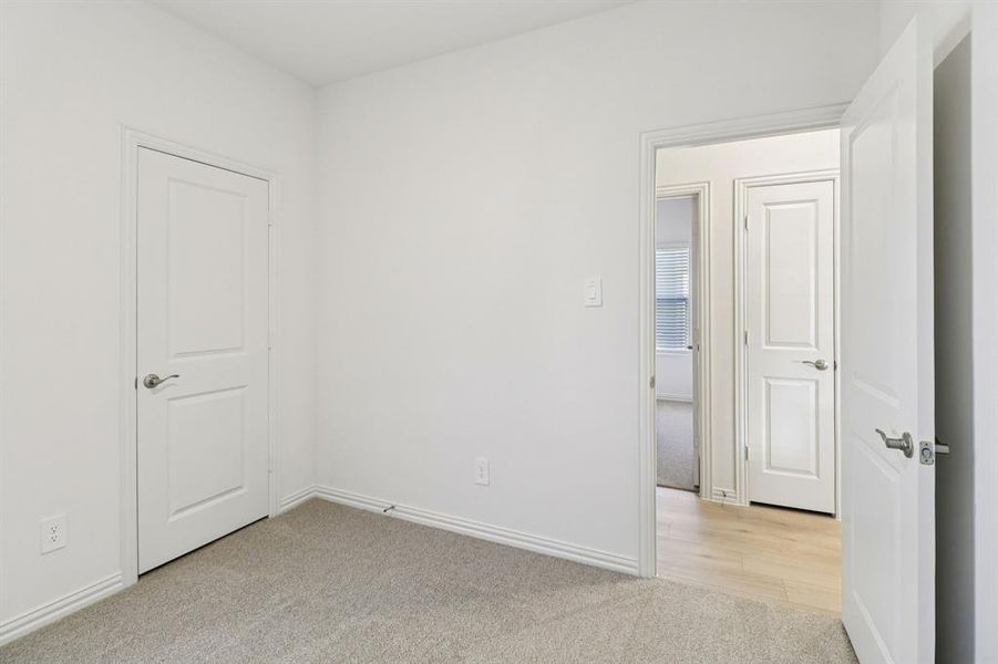 Spacious, unfurnished interior of a new home in Lakehaven - Spring Series, Farmersville (Image 18).