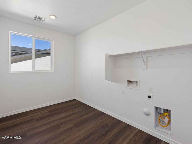 Spacious, unfurnished interior of a new home in Westwood, Prescott (Image 32).