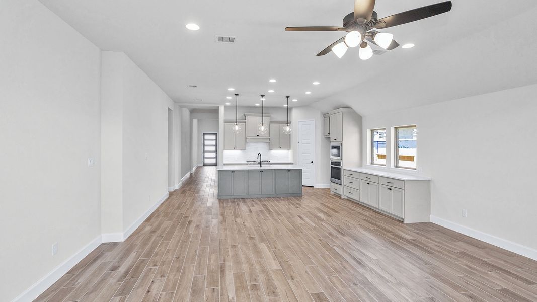 Spacious, unfurnished interior of a new home in The Grand Prairie, Hockley (Image 8).