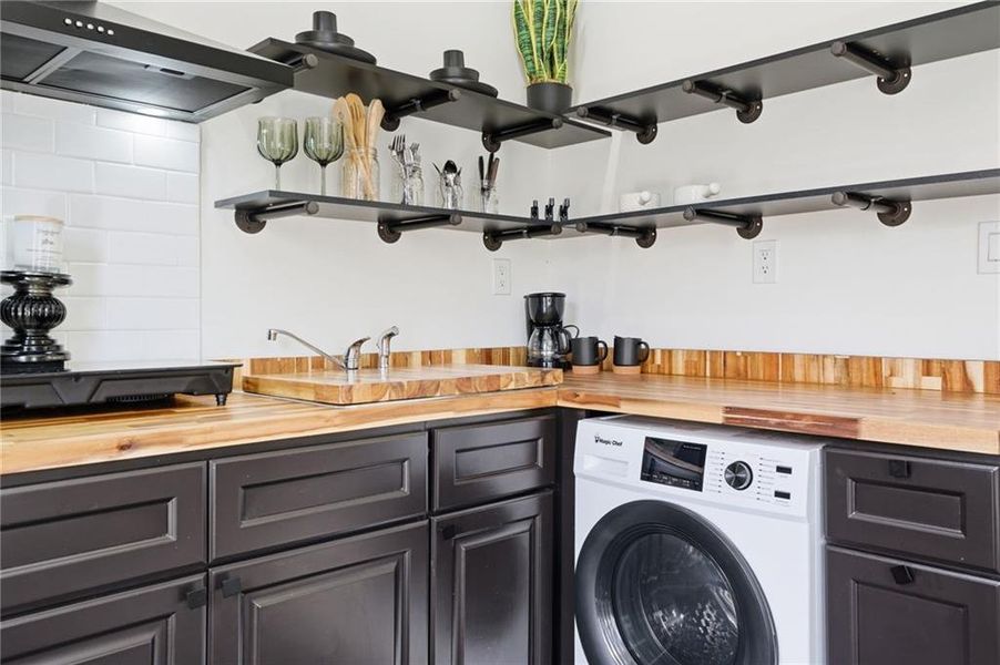 Close-up of interior finishes inside a home in , Talking Rock (Image 15).