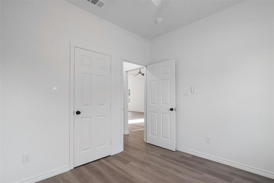 Spacious, unfurnished interior of a new home in , Whitewright (Image 12).