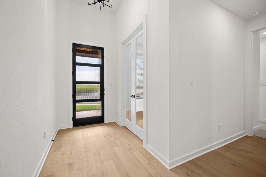 Spacious, unfurnished interior of a new home in Palmera Ridge: 60ft. lots, Leander (Image 12). Spacious, unfurnished interior of a new home in Palmera Ridge: 60ft. lots, Leander (Image 12).