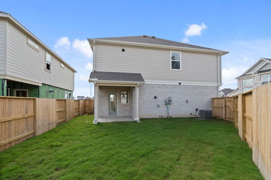 **Photos are representative of the floor plan and not of the actual home** **Photos are representative of the floor plan and not of the actual home**