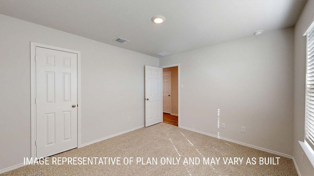 Spacious, unfurnished interior of a new home in The Villages at Schwertner Ranch, Jarrell (Image 17).