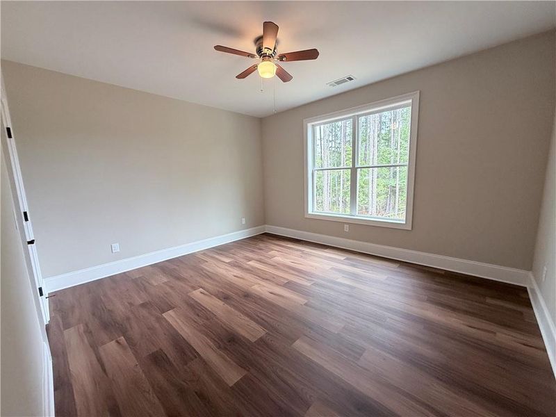Spacious, unfurnished interior of a new home in , Mansfield (Image 48).