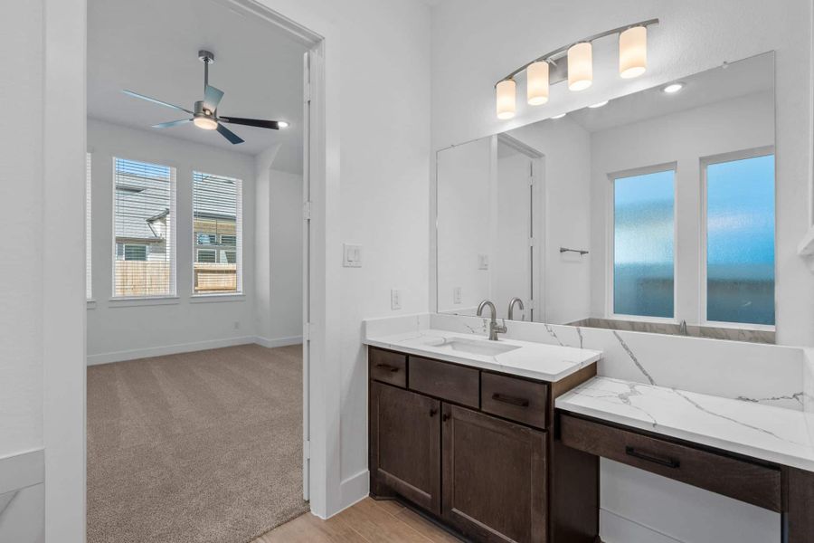 Furnished interior view inside a new home in Fulshear Lakes, Fulshear (Image 14). Furnished interior view inside a new home in Fulshear Lakes, Fulshear (Image 14).