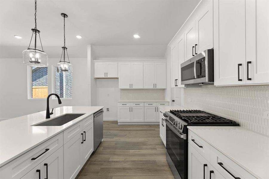 677 Tyronza-Kitchen-3