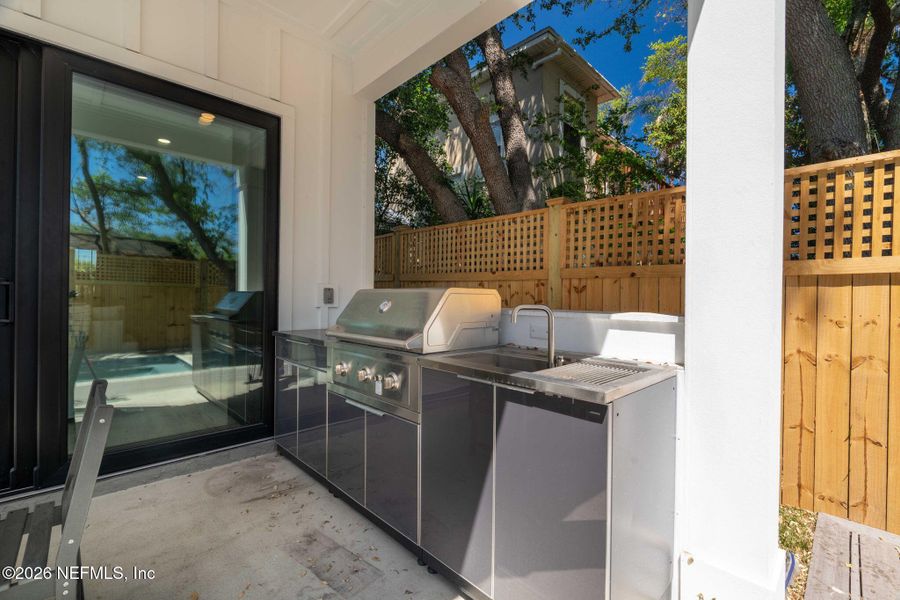 Exterior details and patio area of a home in , Jacksonville Beach (Image 36).