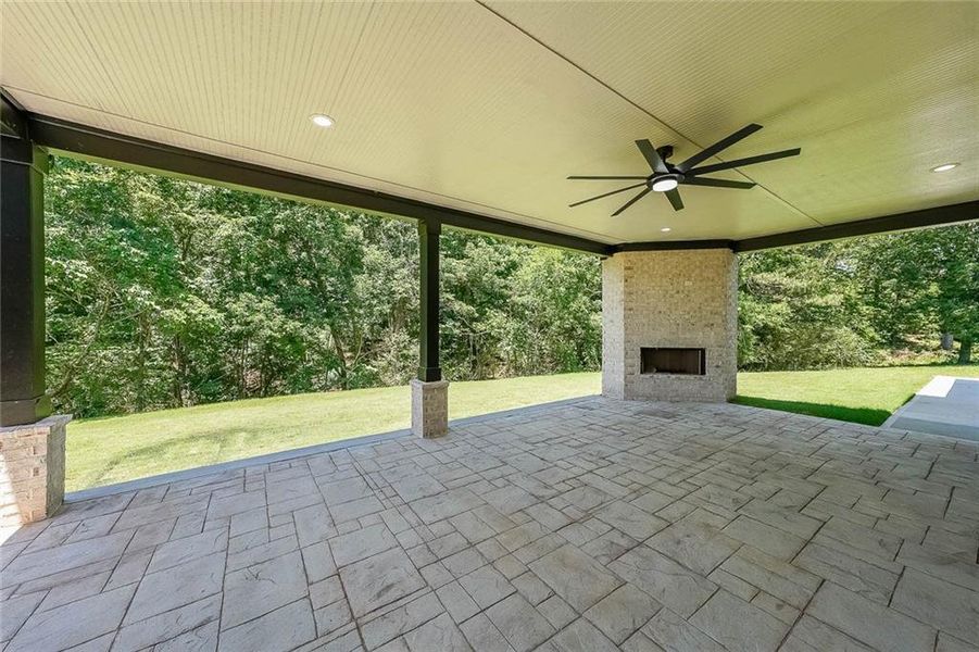 Exterior details and patio area of a home in , Dacula (Image 26).
