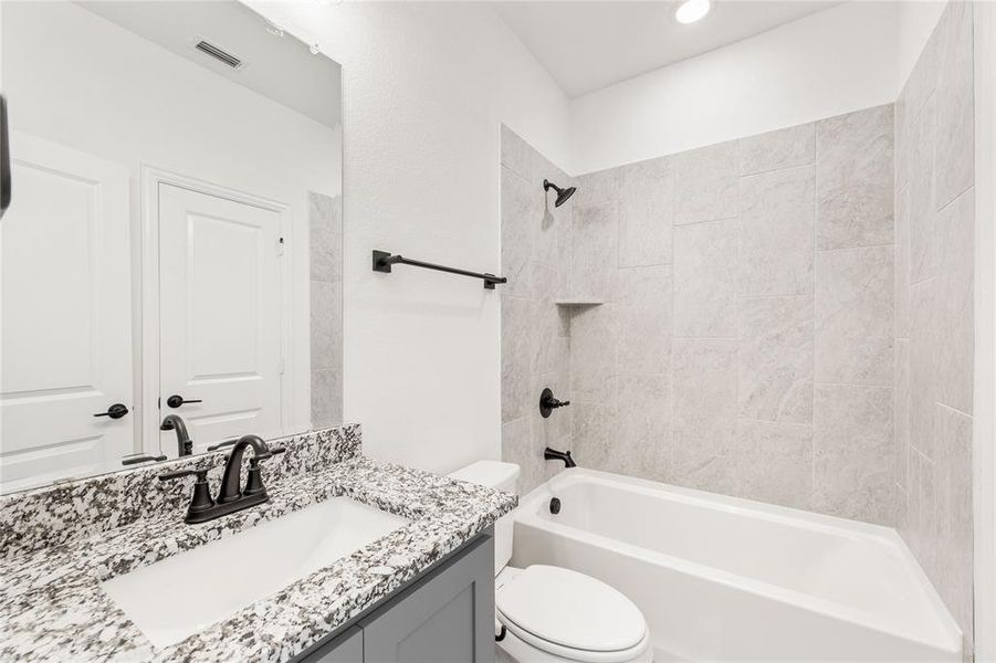 Furnished interior view inside a new home in Wildflower Ranch 60-65, Fort Worth (Image 6). Furnished interior view inside a new home in Wildflower Ranch 60-65, Fort Worth (Image 6).