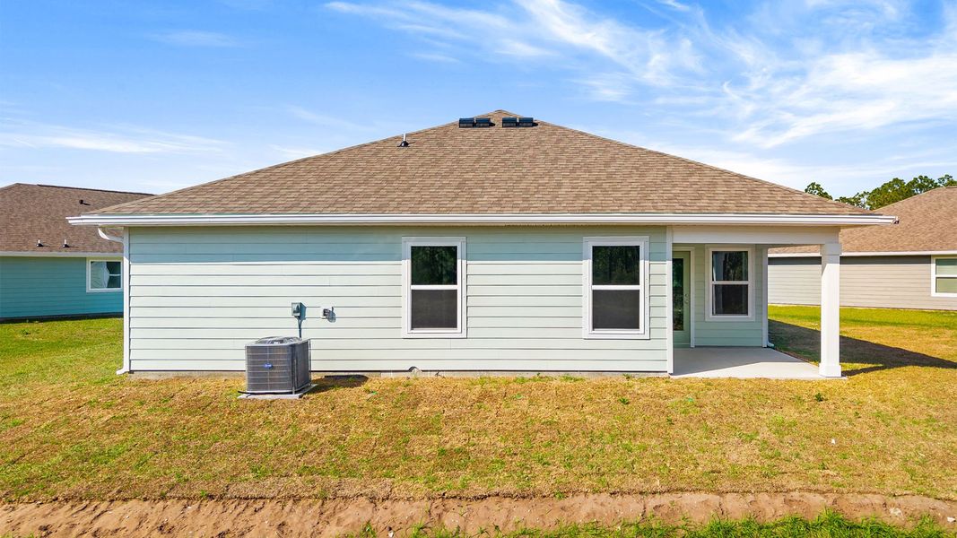 Exterior details and patio area of a home in Palmetto Bluff, Port Saint Joe (Image 20).