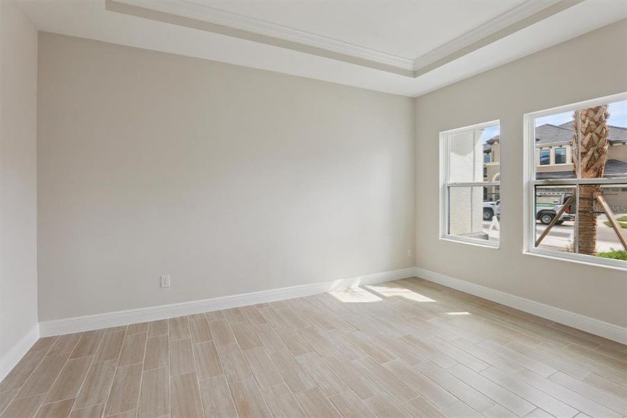 Spacious, unfurnished interior of a new home in Two Rivers, Zephyrhills (Image 28).