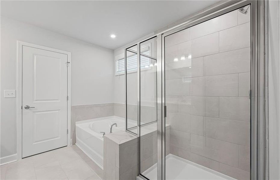 Furnished interior view inside a new home in Anderson Point Estates, McDonough (Image 16).