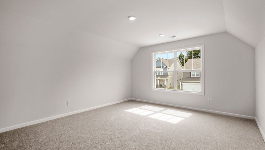 Representative unfurnished interior of a home built from the FLEETWOOD by D.R. Horton in Cottonwood Ridge, Piedmont (Image 31).