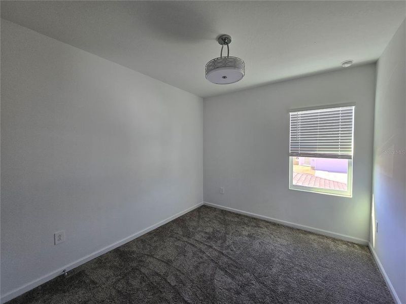 Spacious, unfurnished interior of a new home in Rhett's Ridge, Apopka (Image 27).