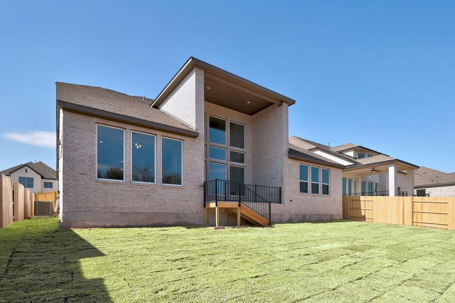 Exterior details and patio area of a home in Nolina, Georgetown (Image 4).