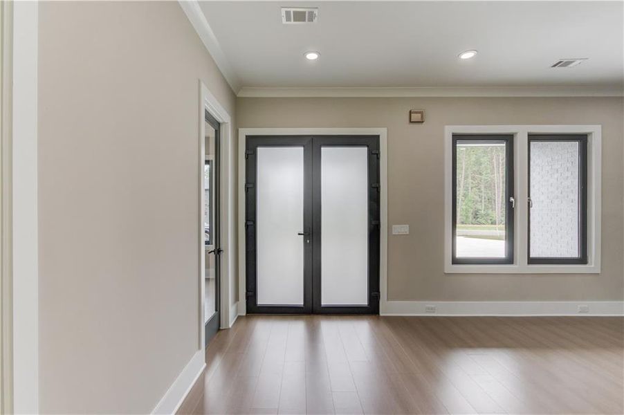 Spacious, unfurnished interior of a new home in , Auburn (Image 29).