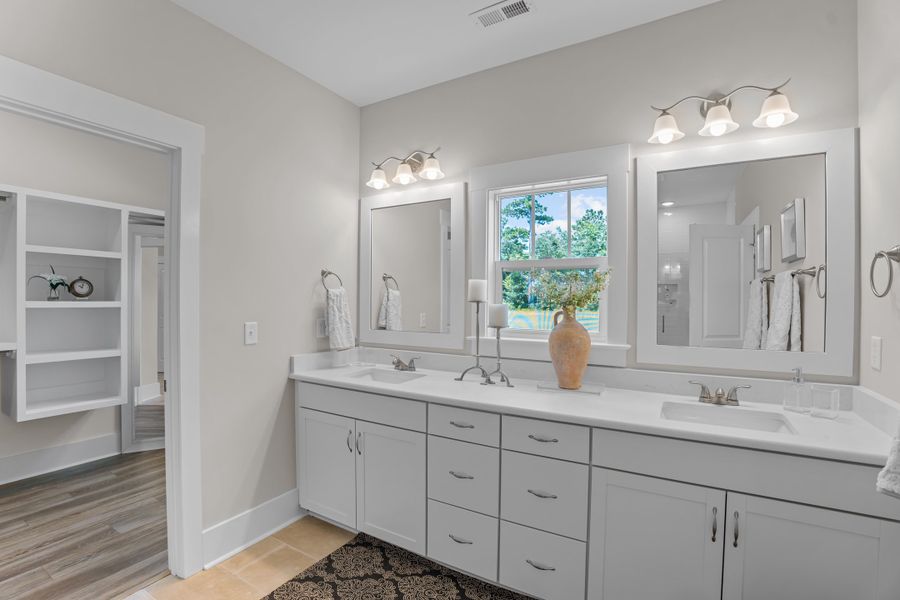 Representative furnished interior of a home built from the Scout by Bill Clark Homes in Sidbury Landing, Wilmington (Image 44).
