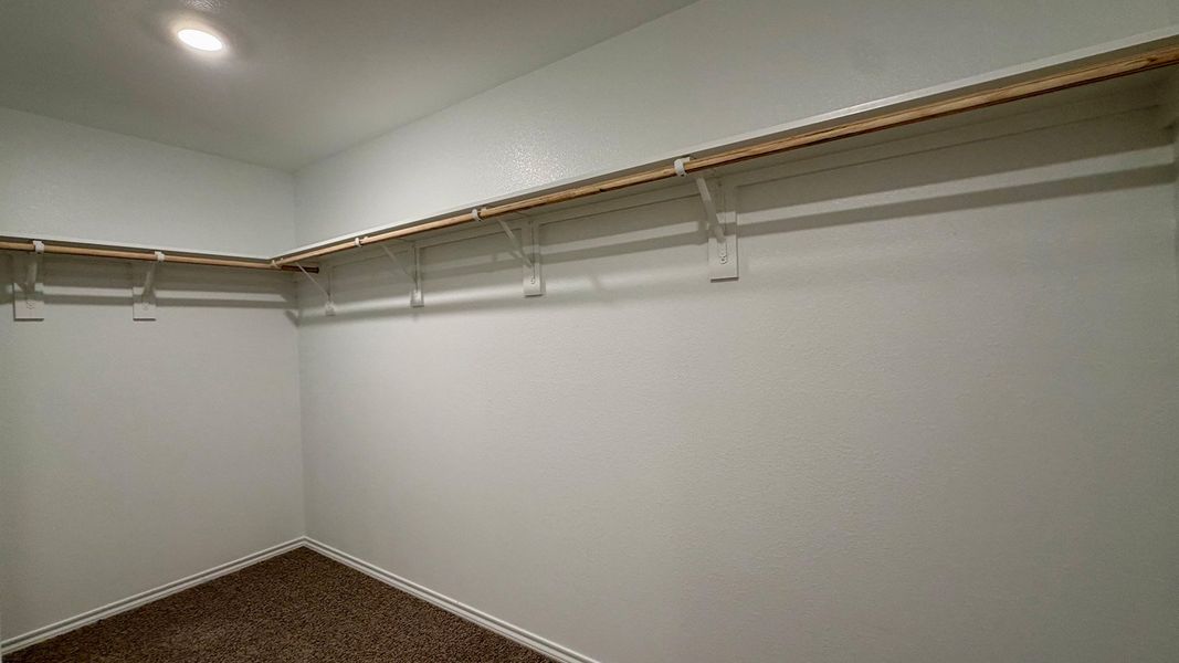Spacious, unfurnished interior of a new home in Northspur, Terrell (Image 23).