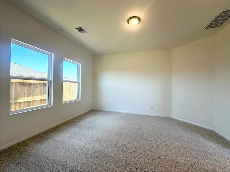 Spacious, unfurnished interior of a new home in Colony at Pinehurst, Pinehurst (Image 7). Spacious, unfurnished interior of a new home in Colony at Pinehurst, Pinehurst (Image 7).