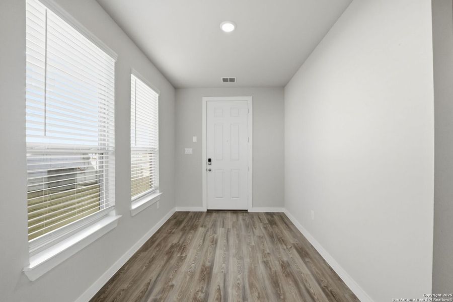 Spacious, unfurnished interior of a new home in Morgan Meadows, San Antonio (Image 33).