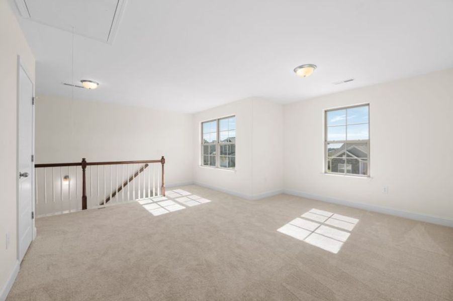 Spacious, unfurnished interior of a new home in Miller's Reserve, Winston-Salem (Image 55).