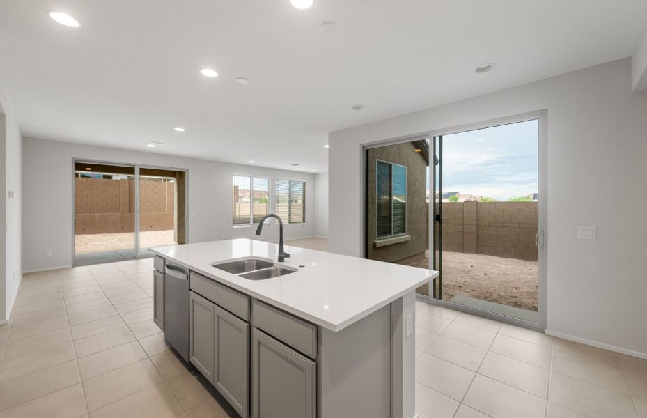Furnished interior view inside a new home in Sun City Anthem at Merrill Ranch, Florence (Image 14).