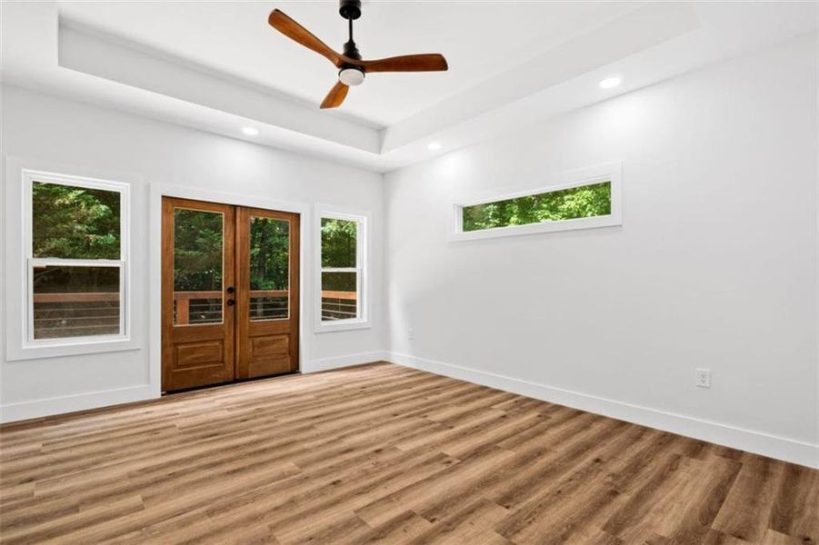 Spacious, unfurnished interior of a new home in , Ellijay (Image 25).