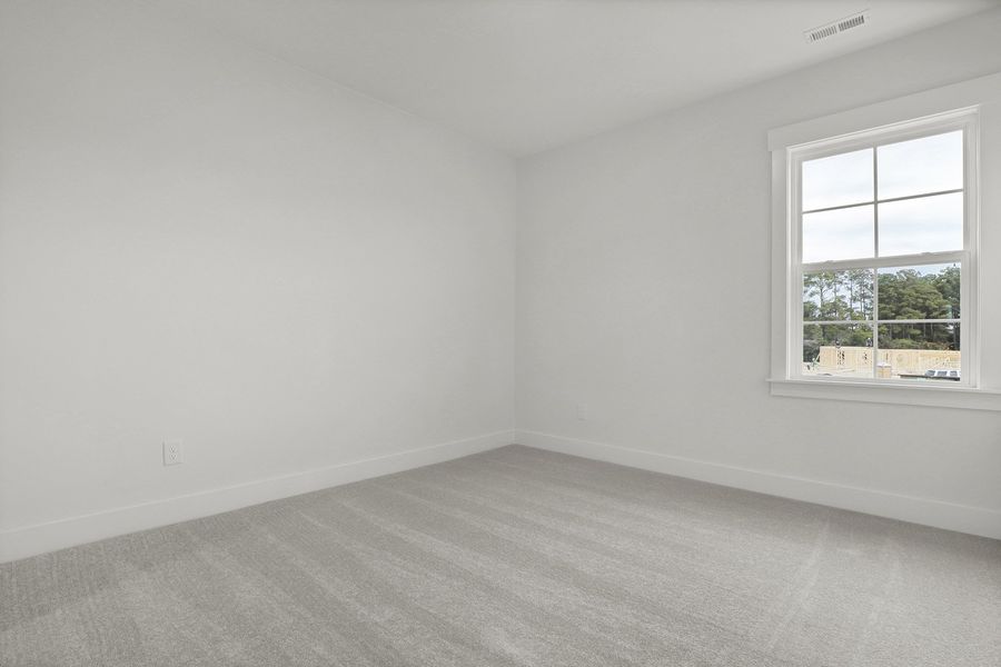 Spacious, unfurnished interior of a new home in East Wynd, Hampstead (Image 22).