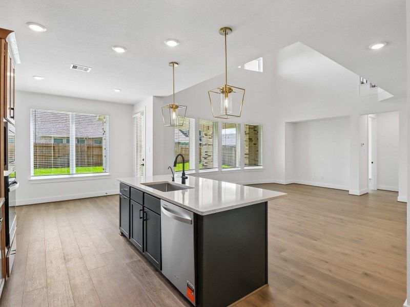 Furnished interior view inside a new home in Kingdom Heights, Rosenberg (Image 8).