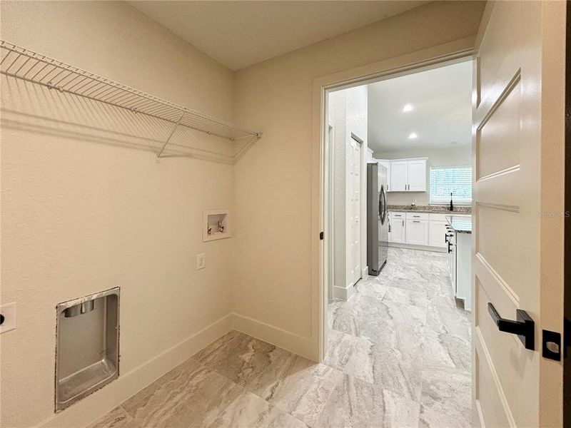 Spacious, unfurnished interior of a new home in , Dunnellon (Image 53).
