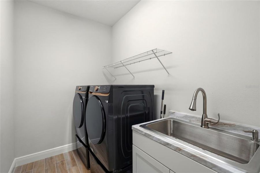 Close-up of interior finishes inside a home in LakeHouse Cove at Waterside, Sarasota (Image 20). Close-up of interior finishes inside a home in LakeHouse Cove at Waterside, Sarasota (Image 20).