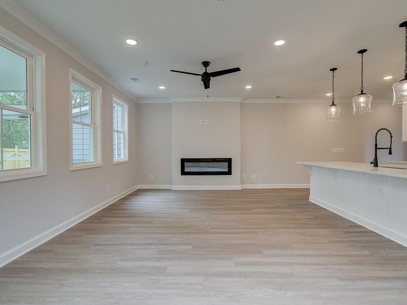 Spacious, unfurnished interior of a new home in Cherokee Township, Acworth (Image 22).