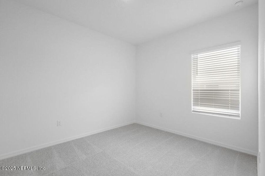 Spacious, unfurnished interior of a new home in Coopers Meadow, Jacksonville (Image 23).