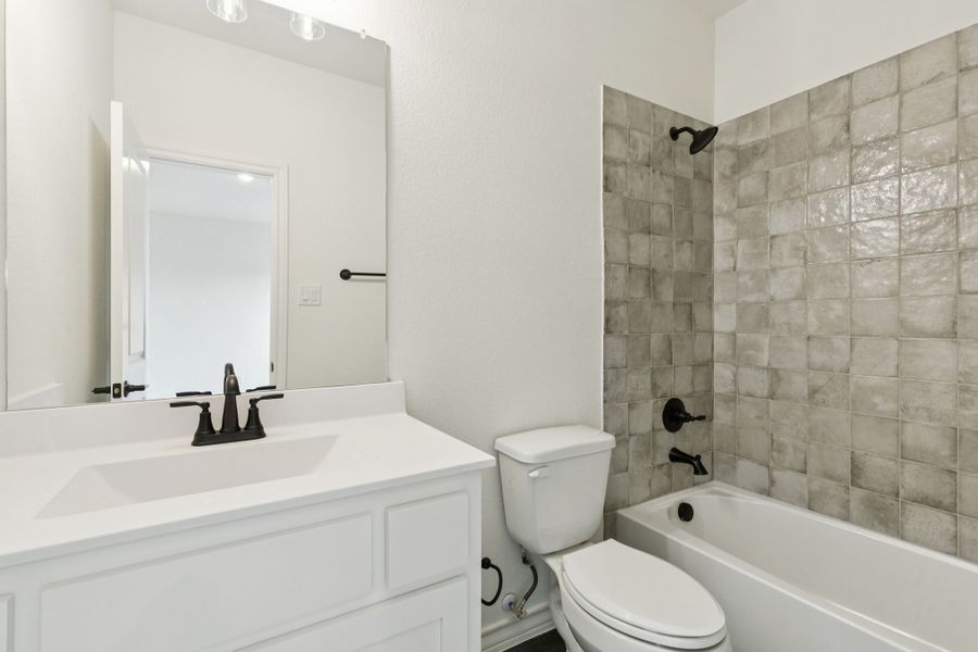 Furnished interior view inside a new home in Timberbrook, Justin (Image 14). Furnished interior view inside a new home in Timberbrook, Justin (Image 14).