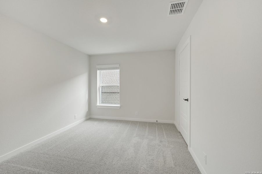 Spacious, unfurnished interior of a new home in Mayfair - Select Garden Series, New Braunfels (Image 9). Spacious, unfurnished interior of a new home in Mayfair - Select Garden Series, New Braunfels (Image 9).